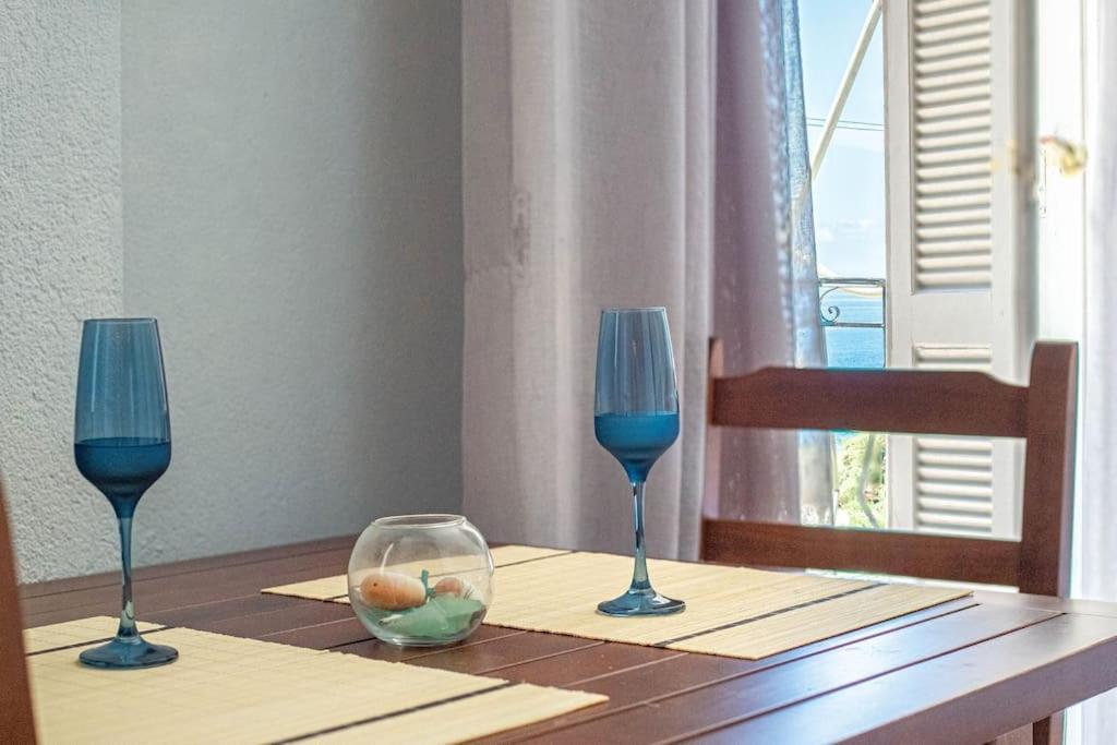 Apartmán Blue Maraci 2 - Sea View, Kitchen, Beach Access Himarë Exteriér fotografie
